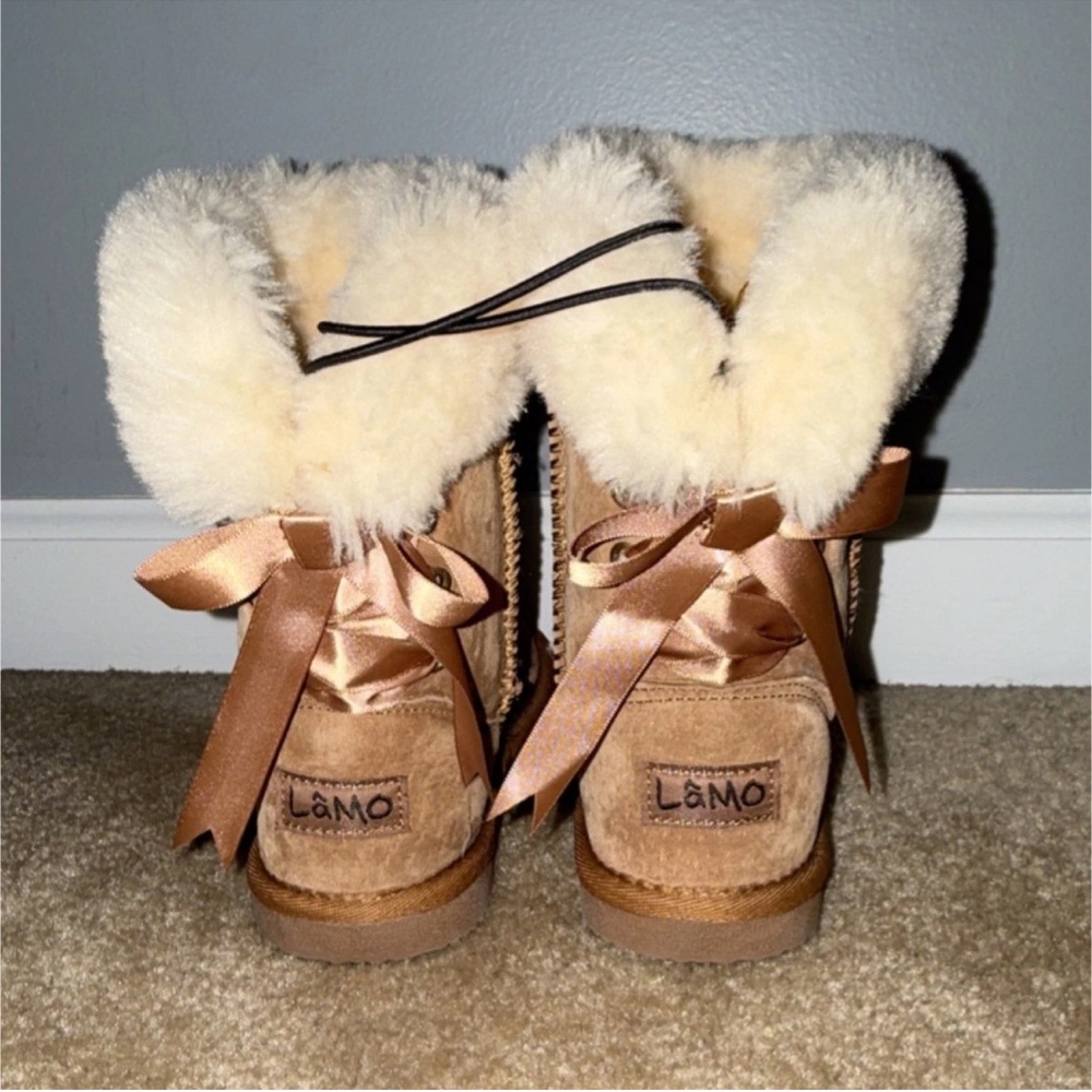 Lamo Brown Boots with Cream Shearling and Satin Bows Girls/ Youth  13